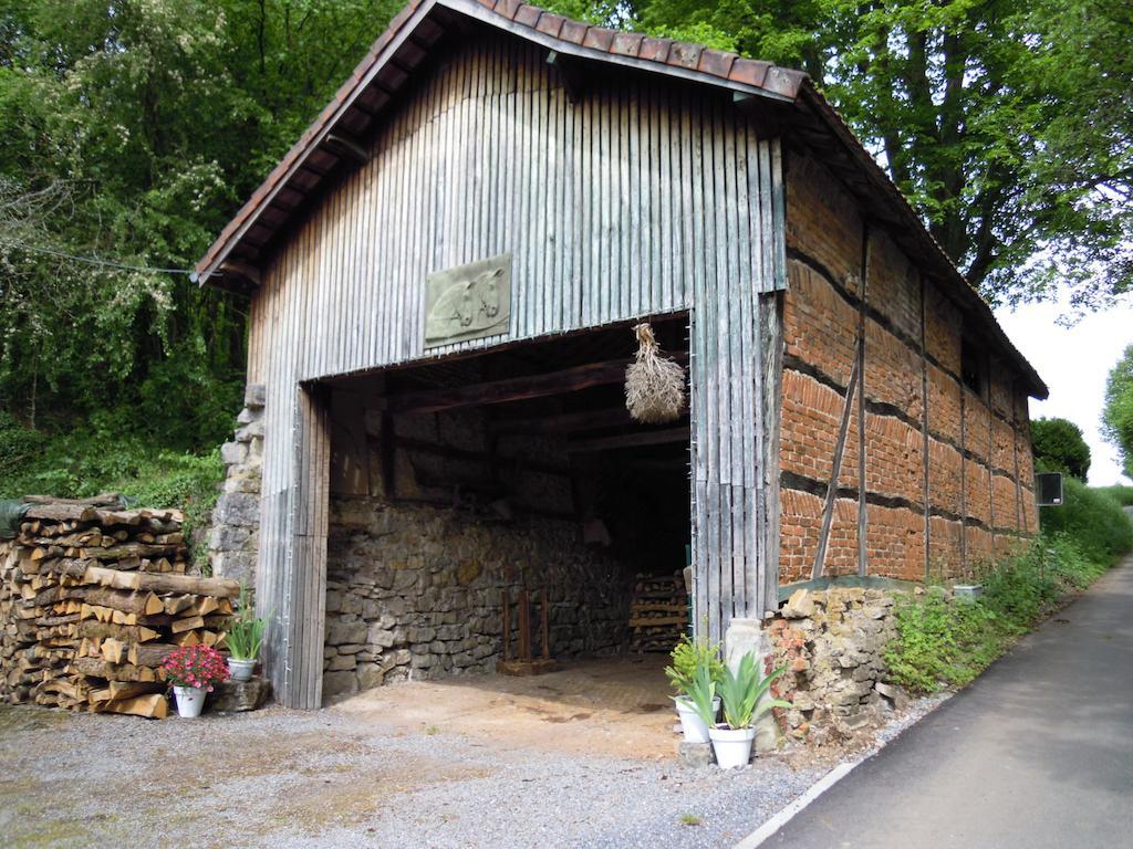 B&B Moulin De Revogne Beauraing Exterior foto