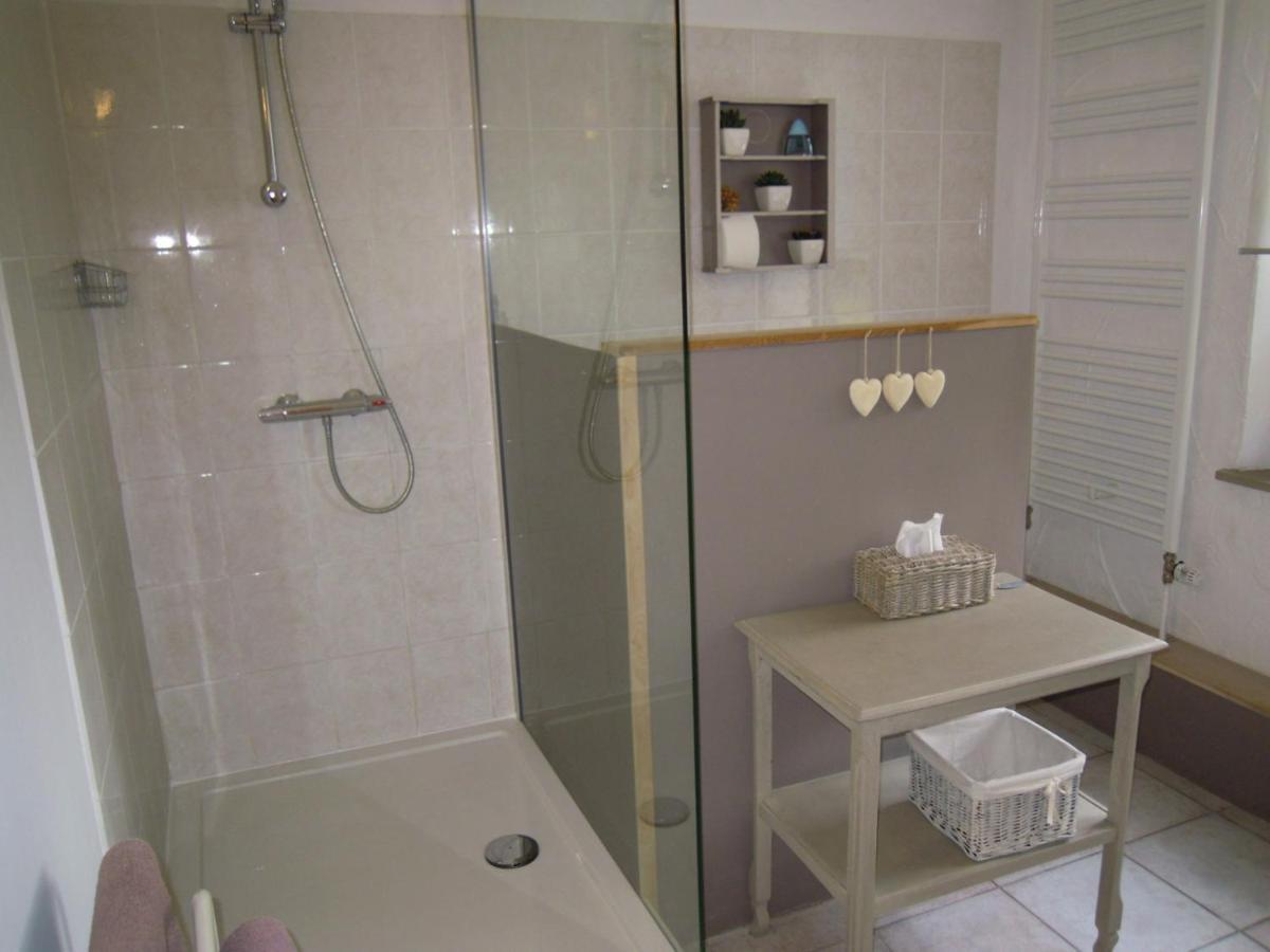 B&B Moulin De Revogne Beauraing Habitación foto